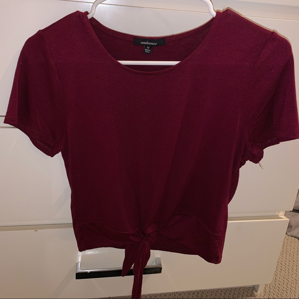 Cropped Tee with tie